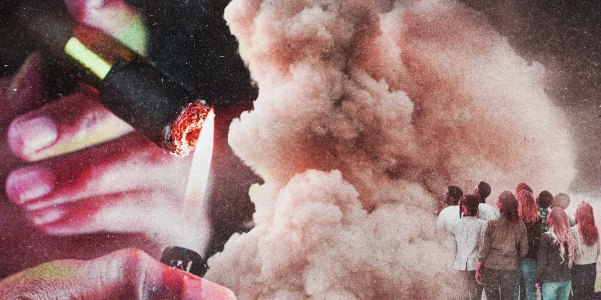 Un collage artístico que muestra un cigarrillo encendido con humo rosa y rojo mezclado con imágenes borrosas de personas observando desde la distancia.